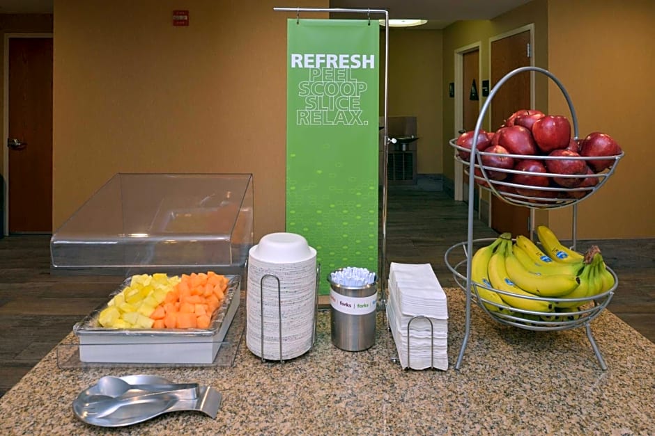 Hampton Inn By Hilton And Suites Bakersfield North-Airport