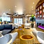 Cambria Hotel Milwaukee Downtown