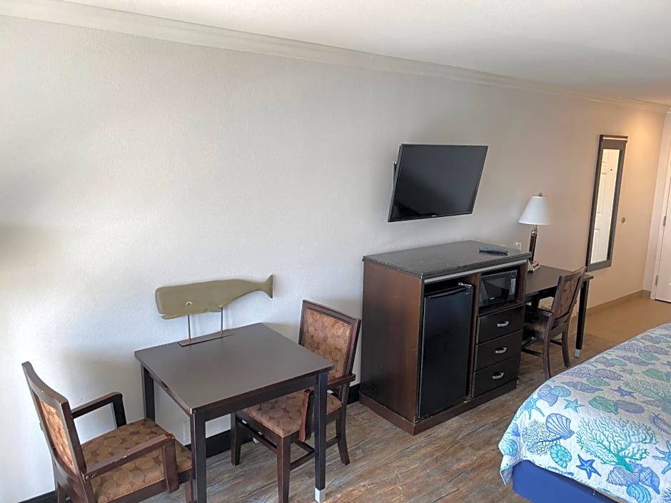 Ocean Surf Inn & Suites