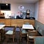Super 8 by Wyndham Knoxville
