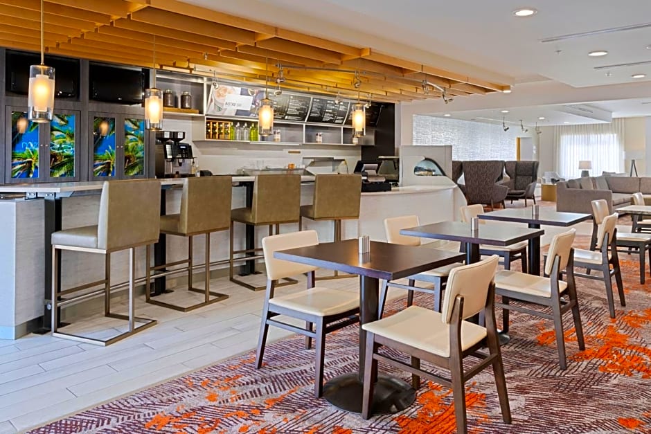 Courtyard by Marriott Sarasota at University Town Center 