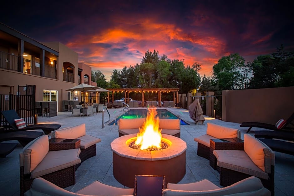 Arroyo Pinion Hotel, Ascend Hotel Collection