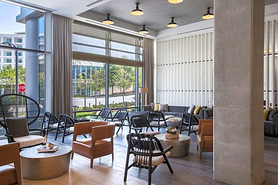 Renaissance by Marriott Atlanta Airport Gateway Hotel