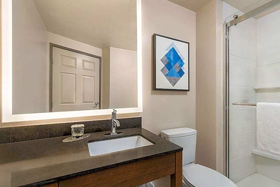 Candlewood Suites Boise - Towne Square