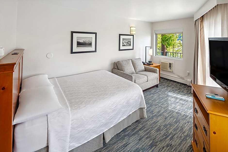 Hotel Edgewater