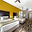 Best Western Plus Emerald Inn & Suites