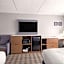 AmericInn by Wyndham Shakopee Near Canterbury Park
