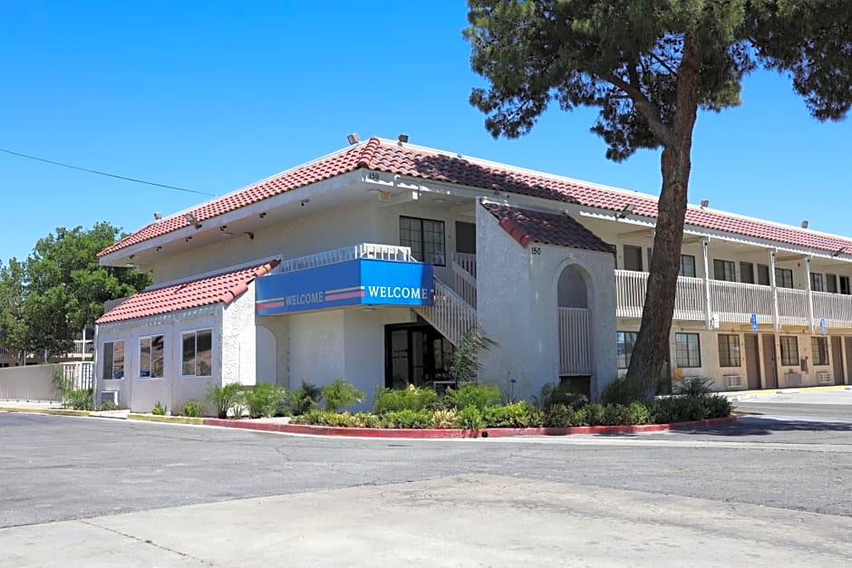 Motel 6-Barstow, CA