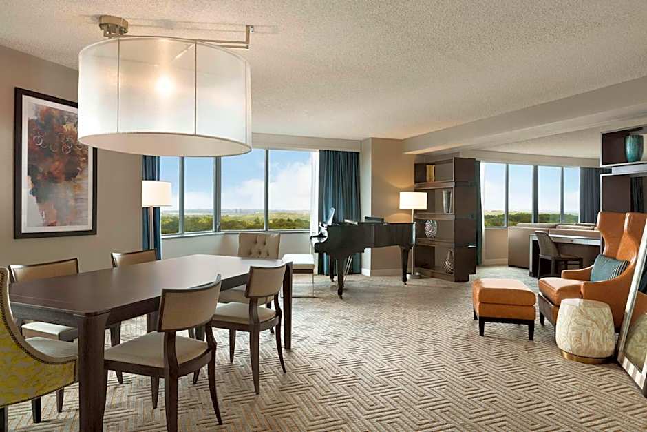 Hilton East Brunswick