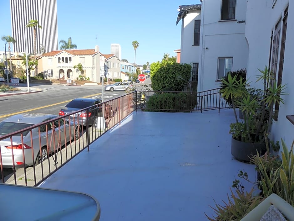 Wilshire Orange Hotel