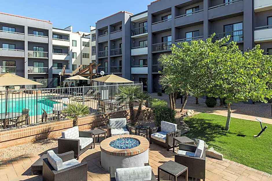 Courtyard by Marriott Phoenix Airport