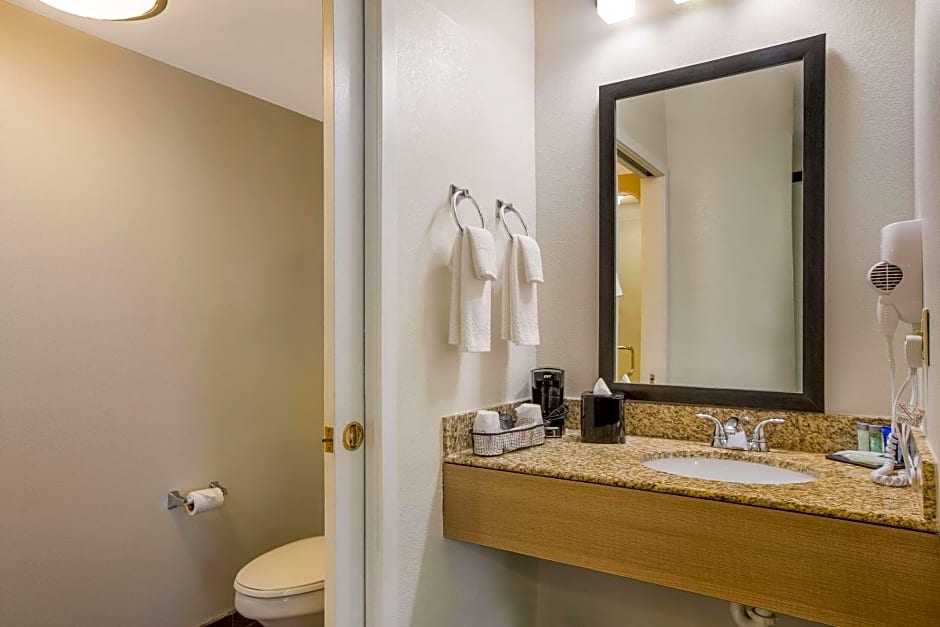 Clarion Pointe Sevierville-Pigeon Forge