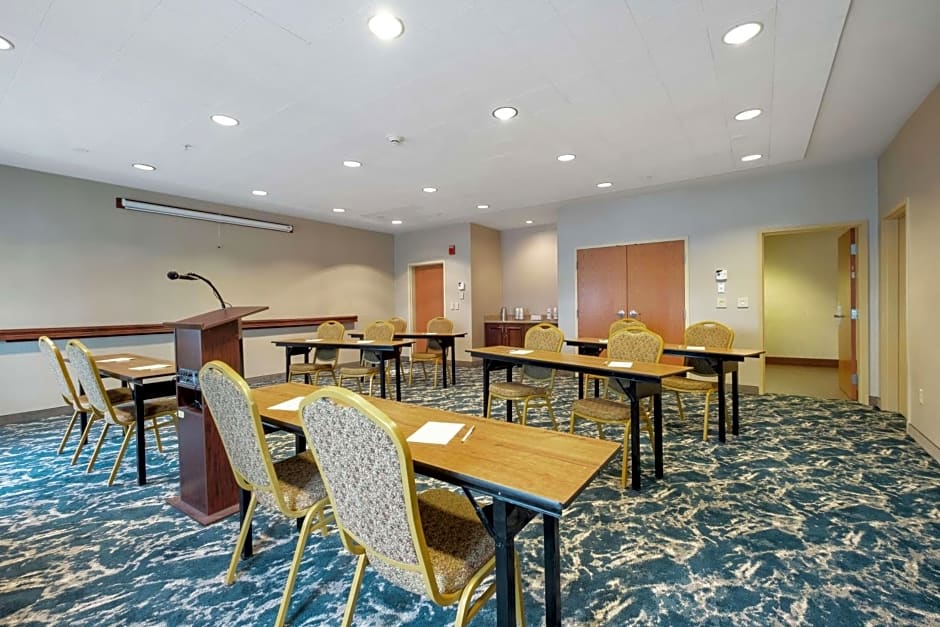 Hampton Inn By Hilton & Suites Rockland