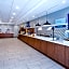 Holiday Inn Express Hotel & Suites - Belleville Area