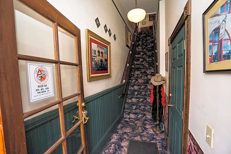Red Garter Inn