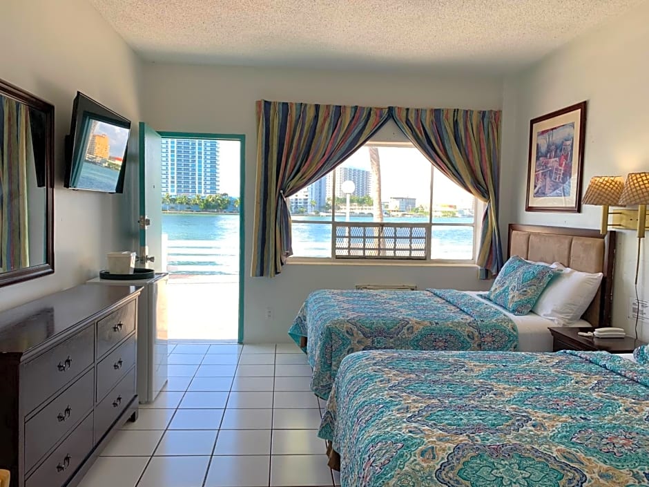 International Inn on the Bay