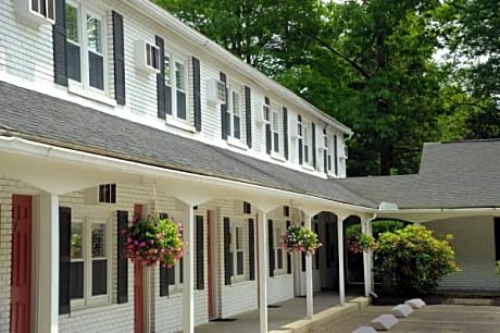 University Lodge