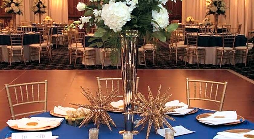 Umass Lowell Inn And Conference Center