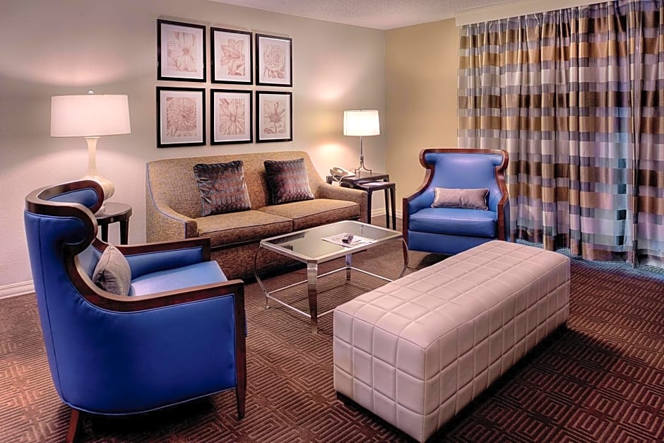 Sheraton Westport Chalet Hotel St. Louis