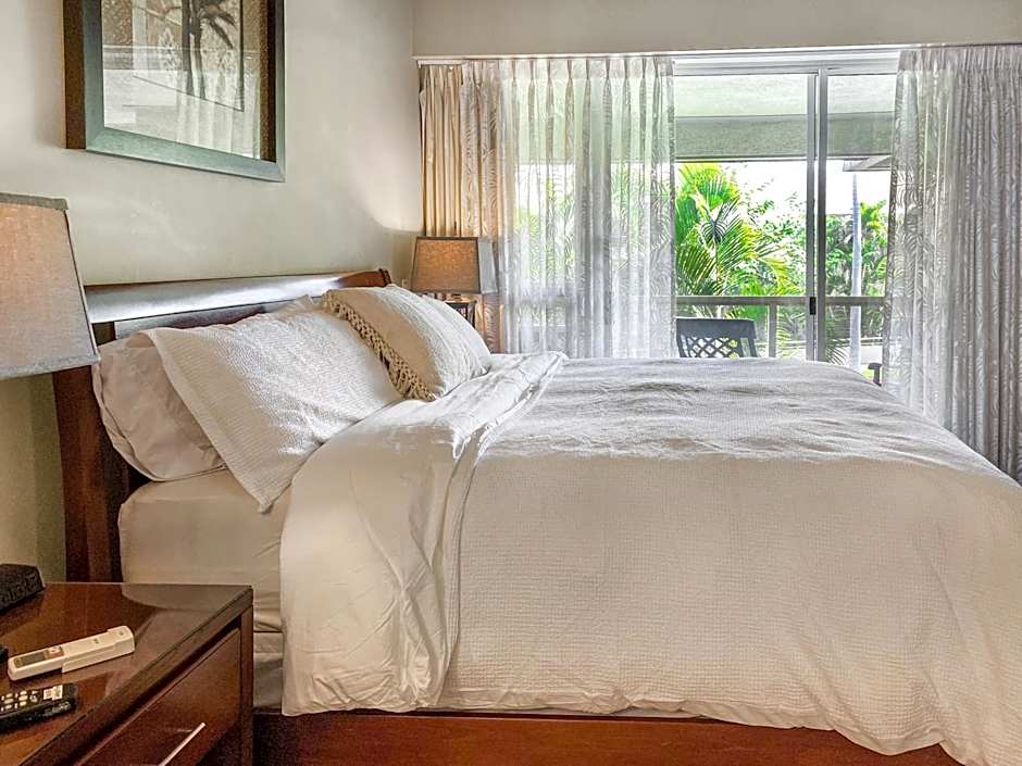 Renovated 2BR at Maui Banyan - Pool, Hot Tub, A/C