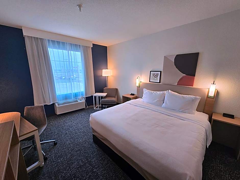 Spark by Hilton Selma