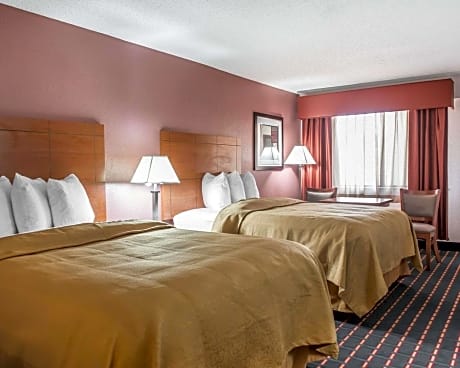 2 Double Beds Nonsmoking