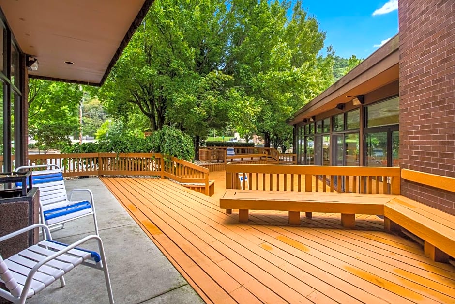 Best Western Braddock Motor Inn Reservations Center