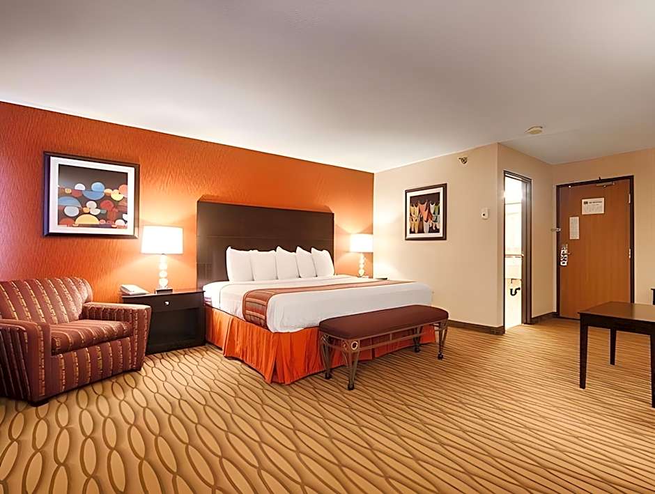 Spark by Hilton Eden Prairie