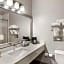 Best Western Plus Hobby Airport Inn & Suites