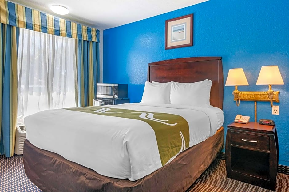 Quality Inn Sarasota North Near Lido Key Beach
