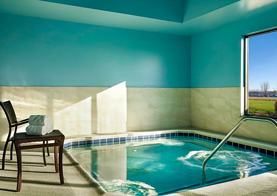Holiday Inn Express Peru-Lasalle Area