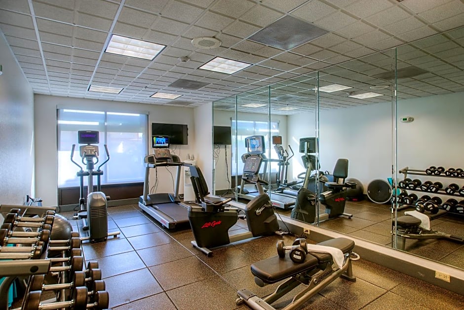 Holiday Inn Express Hotel & Suites Tempe Hotel