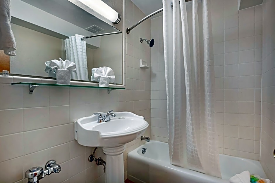 The Capitol Hotel, Ascend Hotel Collection