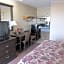 Super 8 by Wyndham Lubbock Civic Center North