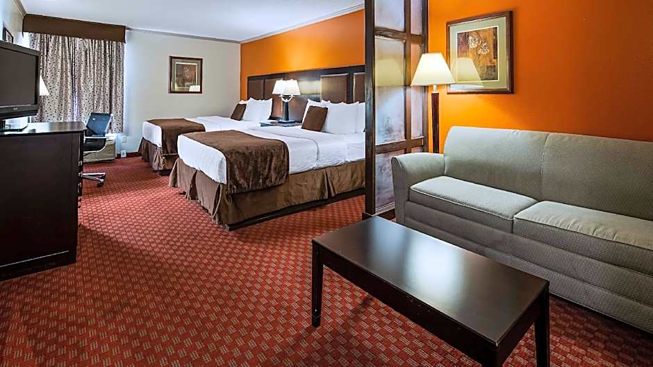 Best Western Plus Lubbock Windsor Inn