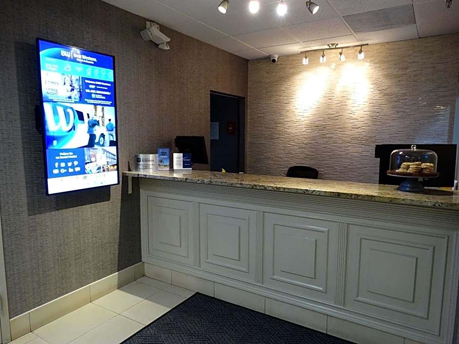 Overland Park Hotel