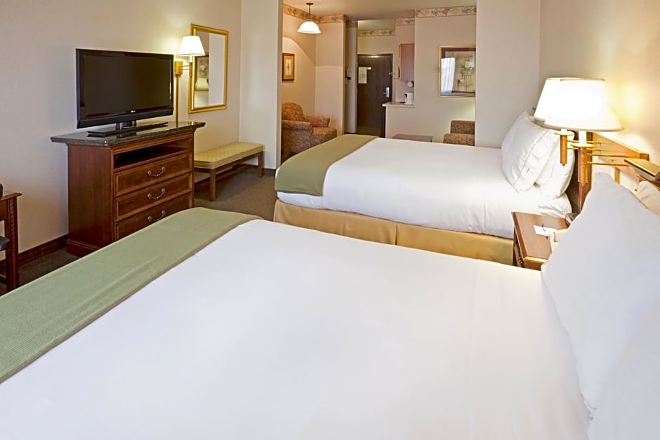 Holiday Inn Express Hotel & Suites Eagle Pass