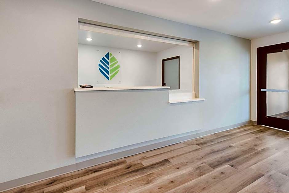 WoodSpring Suites Meridian