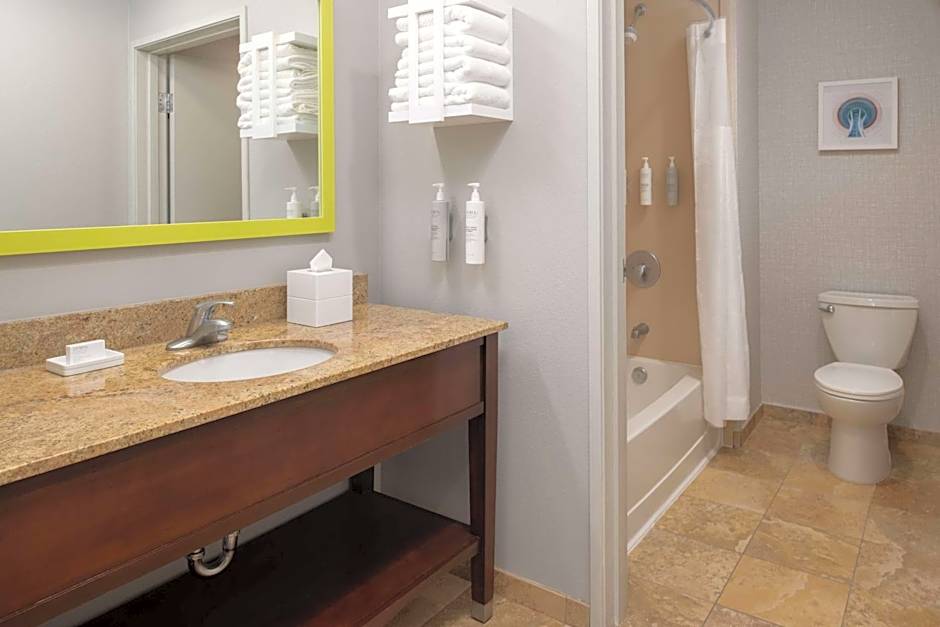 Hampton Inn By Hilton And Suites Seattle-Airport/28th Ave, Wa