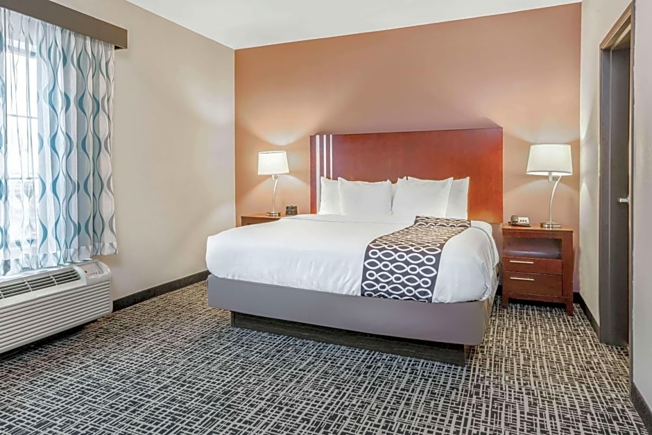 La Quinta Inn & Suites by Wyndham Oklahoma City Yukon