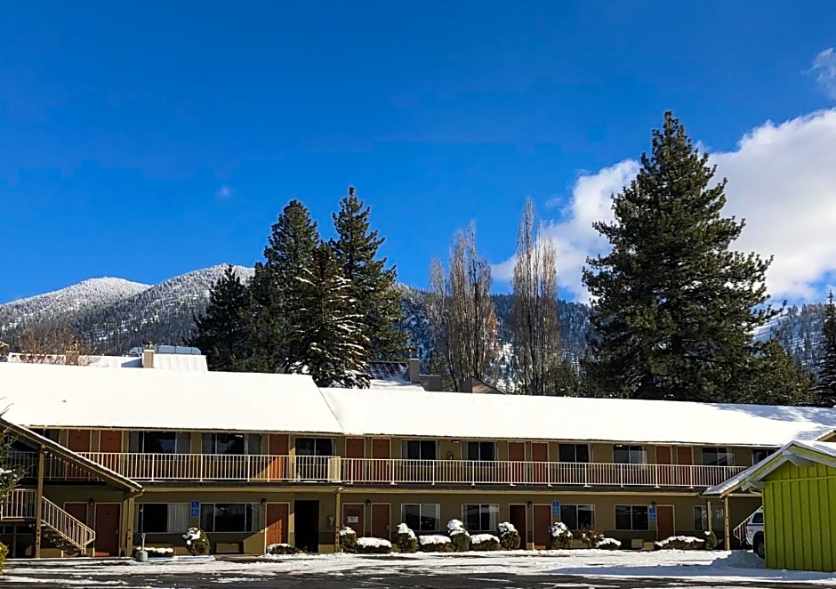 Hotel Elevation