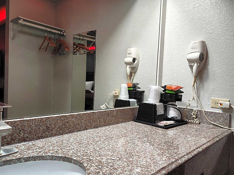 Express Inn Hobby Airport