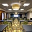 Hampton Inn By Hilton & Suites Camp Springs