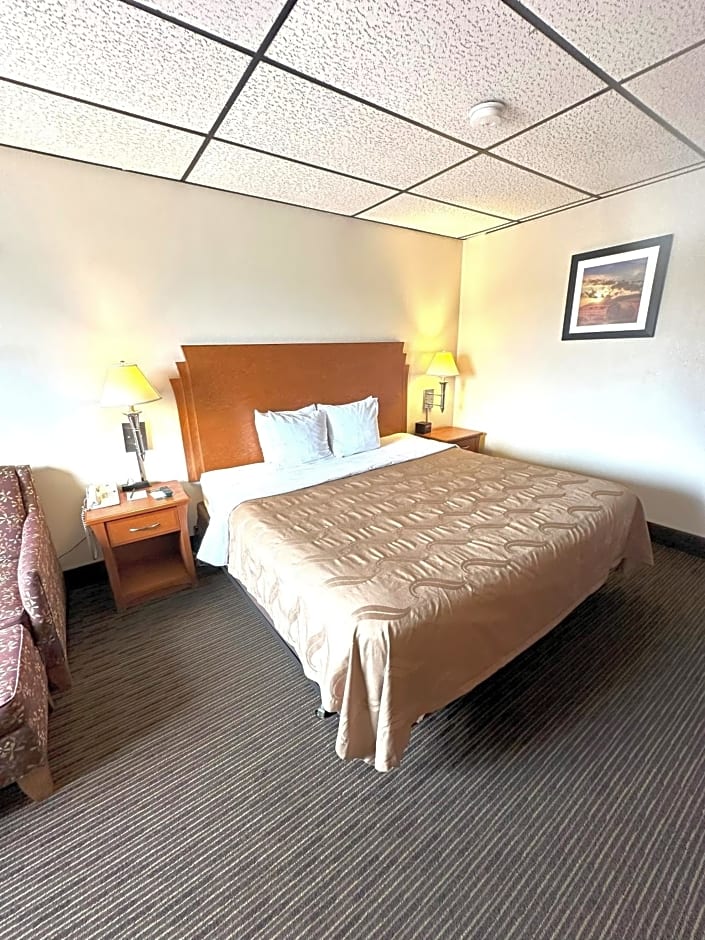 Quality Inn & Suites Salina