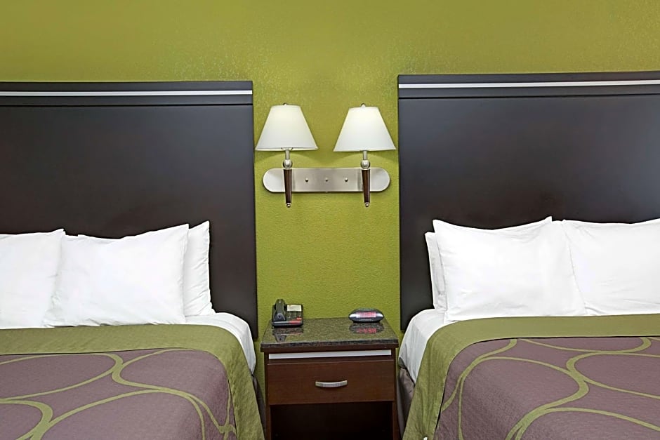 Super 8 By Wyndham Inglewood/LAX