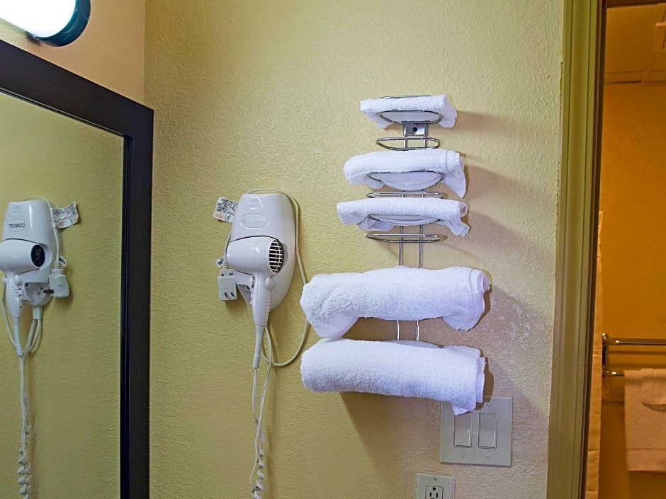 Americas Best Value Inn-Monroeville