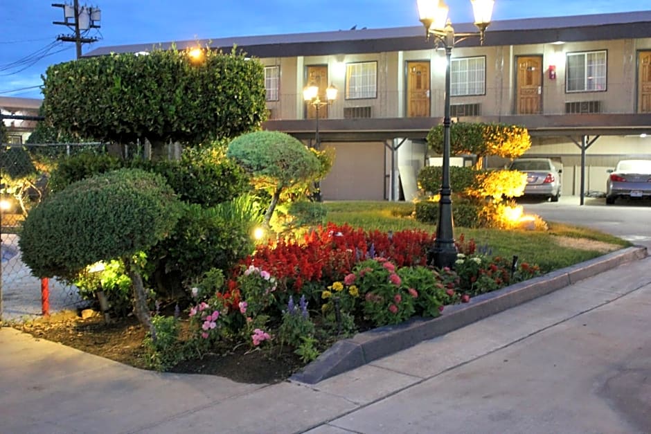 Best Budget Inn Fresno