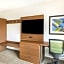 Holiday Inn Express & Suites - Lincoln Downtown , an IHG Hotel