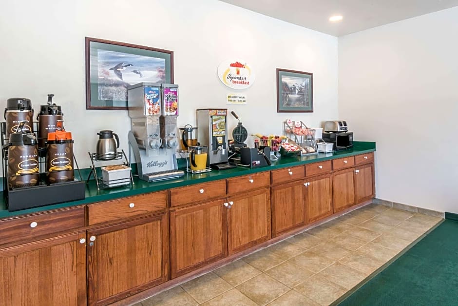 Super 8 by Wyndham Kountze Big Thicket Nat'l Pres Area