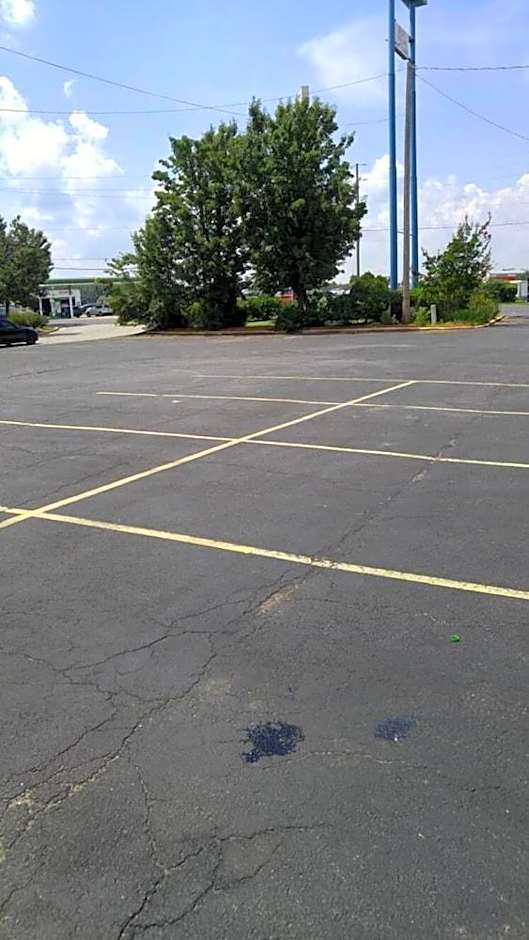 Motel 6 Fredericksburg - South